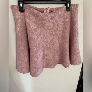 Cute Guess Mini skirt